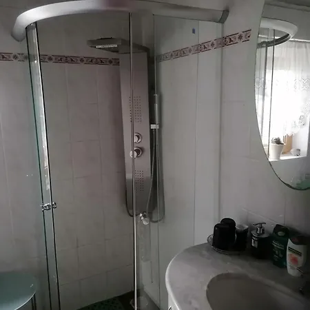 شقة Kleines Haus Im Oderbruch Neutrebbin
